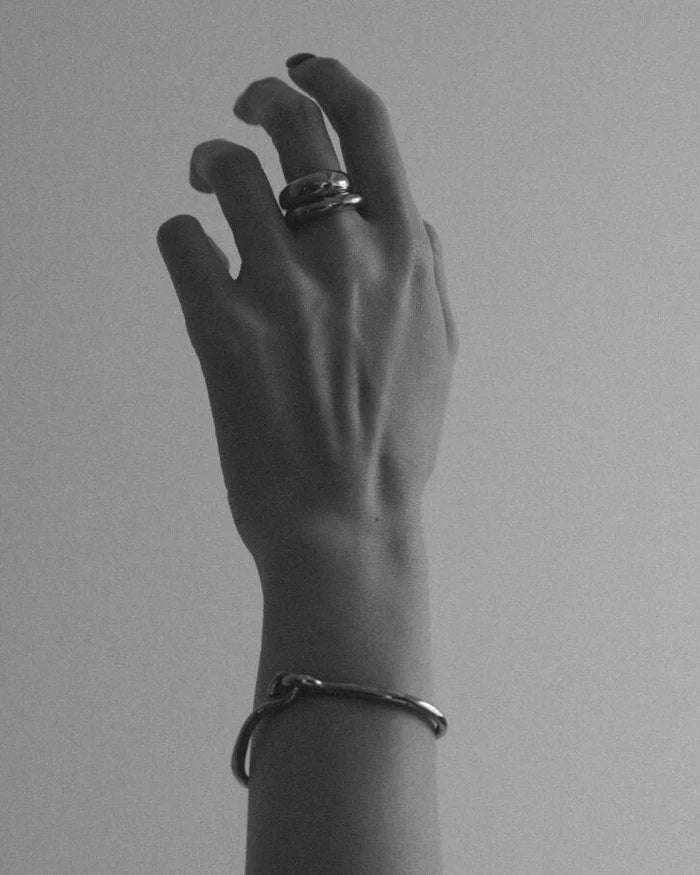 01M BANGLE 01